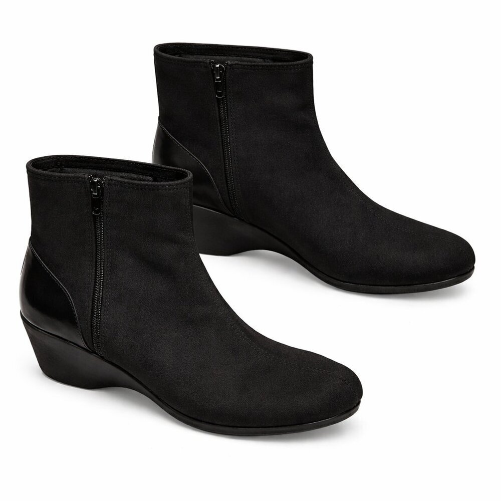 KAREN SCOTT Shelly Black Ankle Booties Size 7.5M
